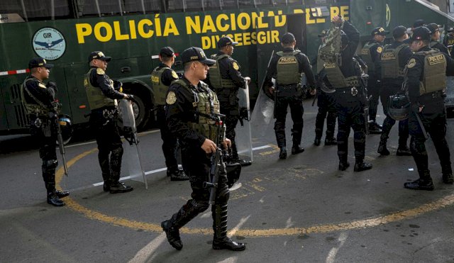 policia de peru