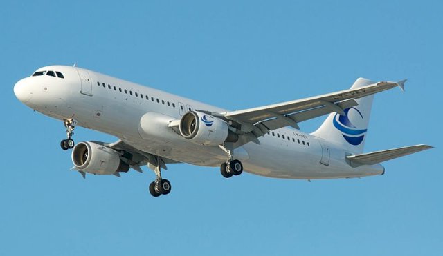 AVION DETENIDO