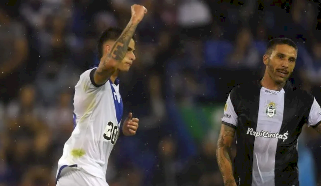 LOBOVELEZ