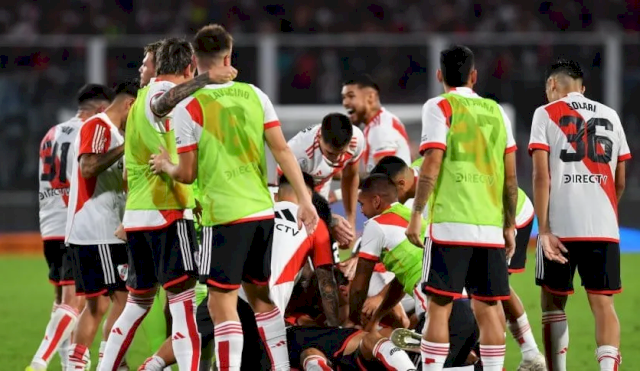 RIVERSUPERCOPA